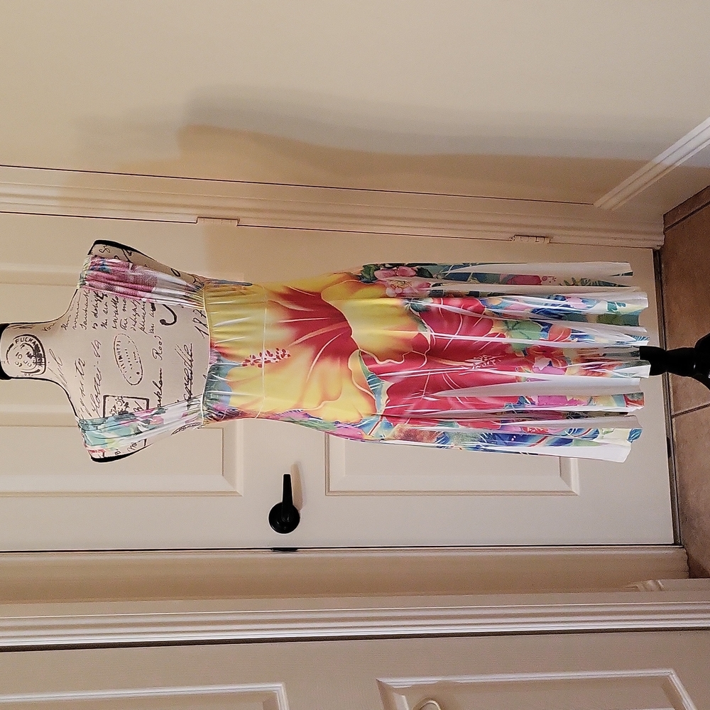 Floral Flowy Flare Dress - Picture 9 of 10